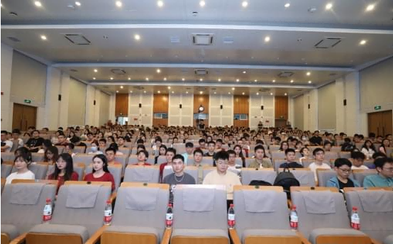 吳曉求:資本市場(chǎng)改革的核心目標(biāo)應(yīng)該是提升市場(chǎng)的投資回報(bào)
