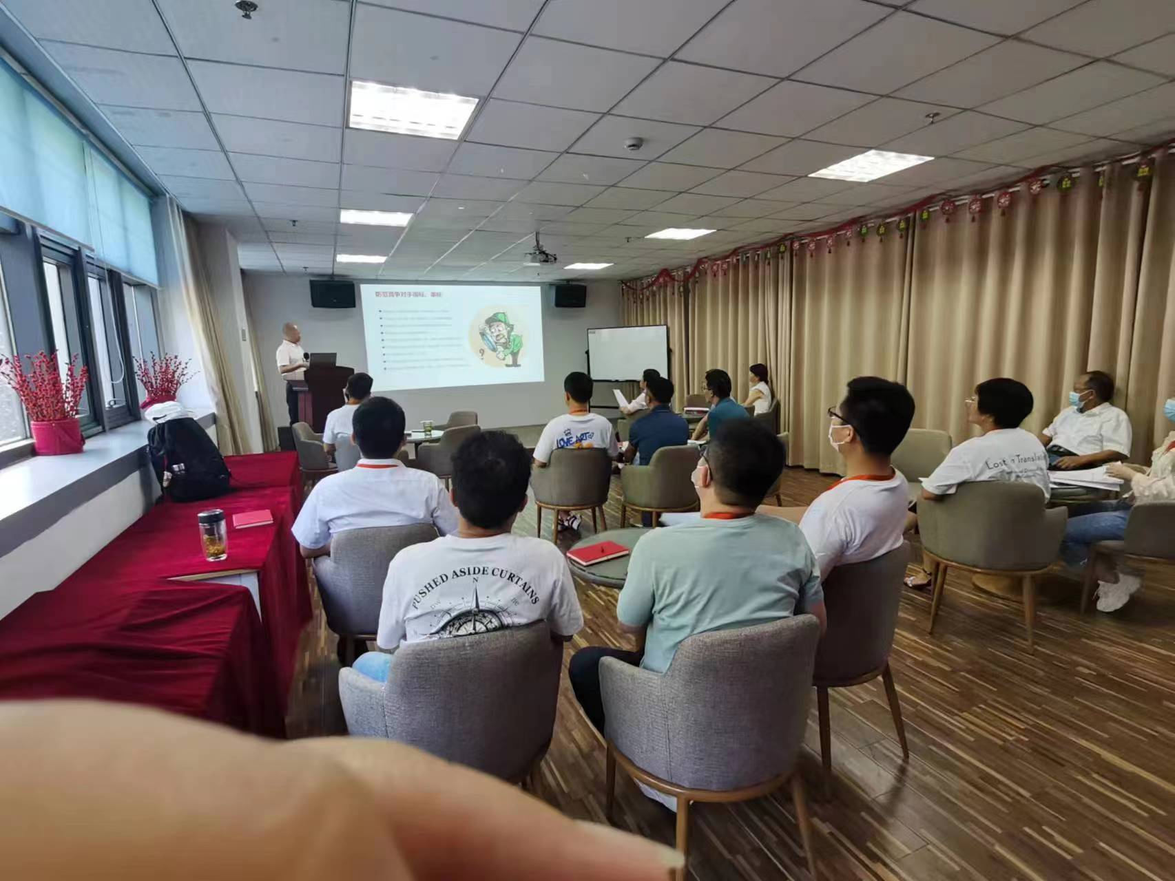 田牧:院士工作站合肥知常光電公司大客戶培訓(xùn)現(xiàn)場(chǎng)圖片